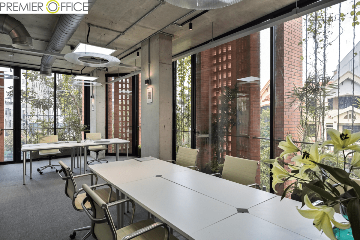 Premier Office là một trong những đơn vị hàng đầu trong lĩnh vực cung cấp dịch vụ văn phòng trọn gói tại TP.HCM